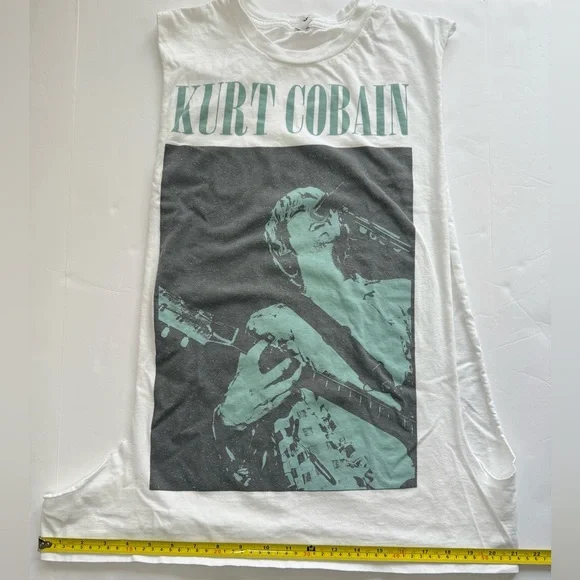 Y2K Kurt Cobain Sleeveless Graphic T-Shirt Stencil White and Gray Grunge Size L - Picture 5 of 8